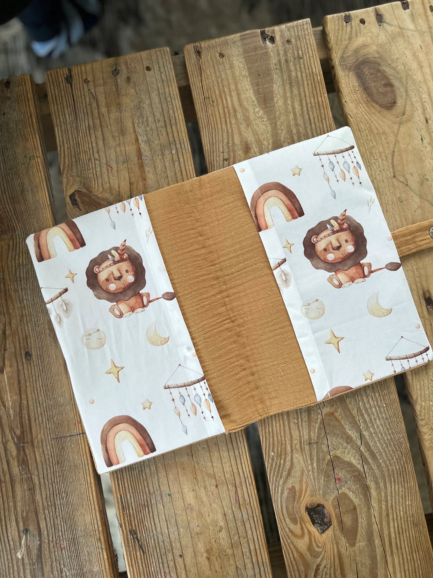 Protège carnet de santé - Collection Léon