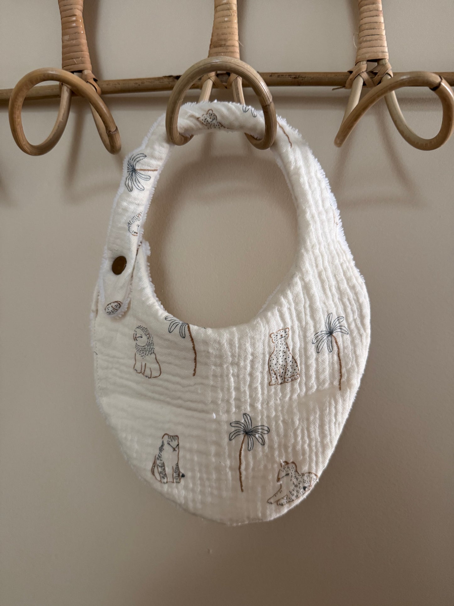 Bavoir bébé personnalisé – Collection Oscar