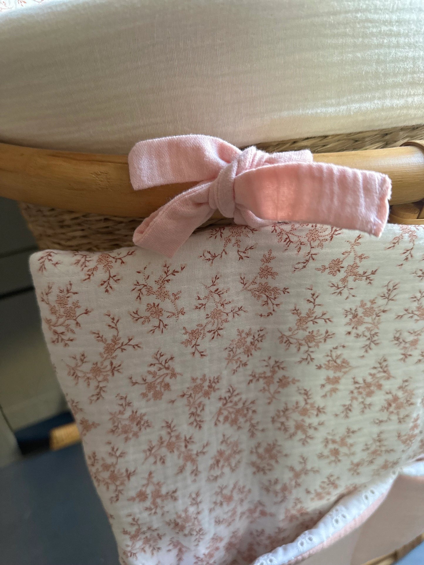Organisateur de lit bébé – Collection Agathe