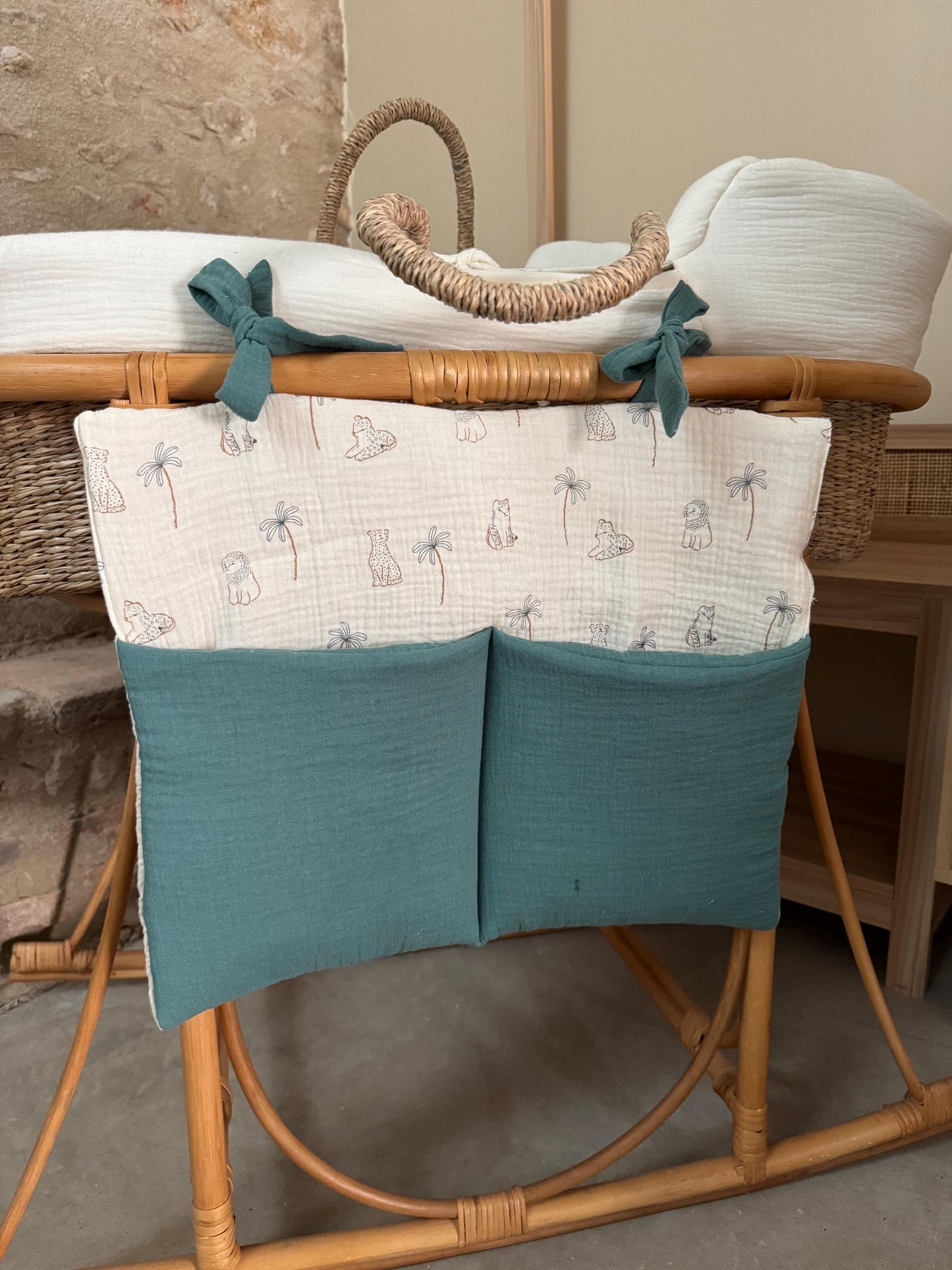 Organisateur de lit bébé – Collection Oscar