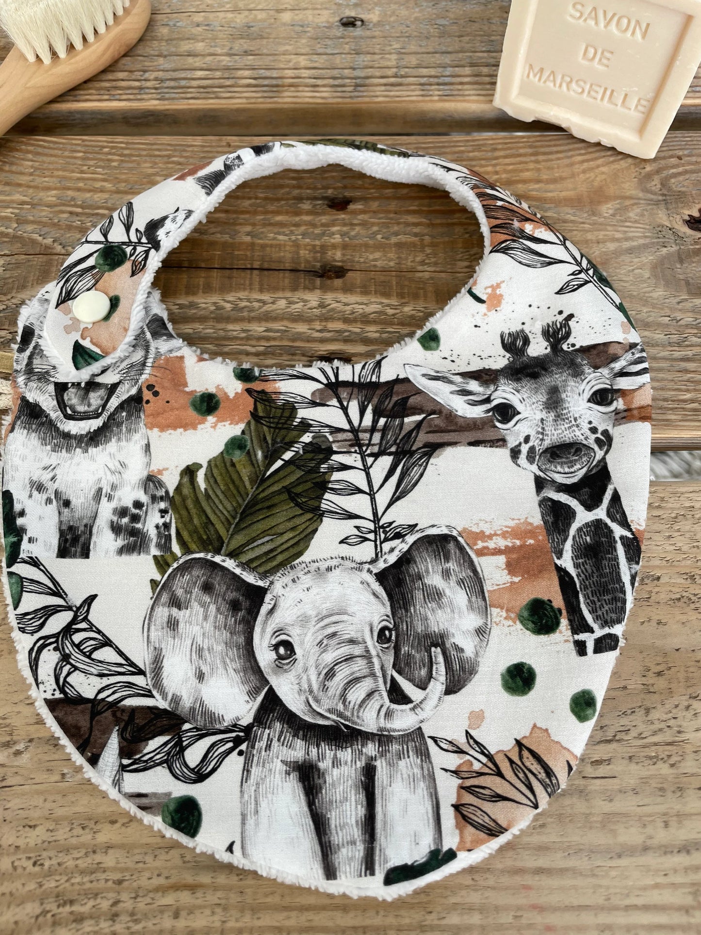 Bavoir bébé personnalisé – Collection Savane