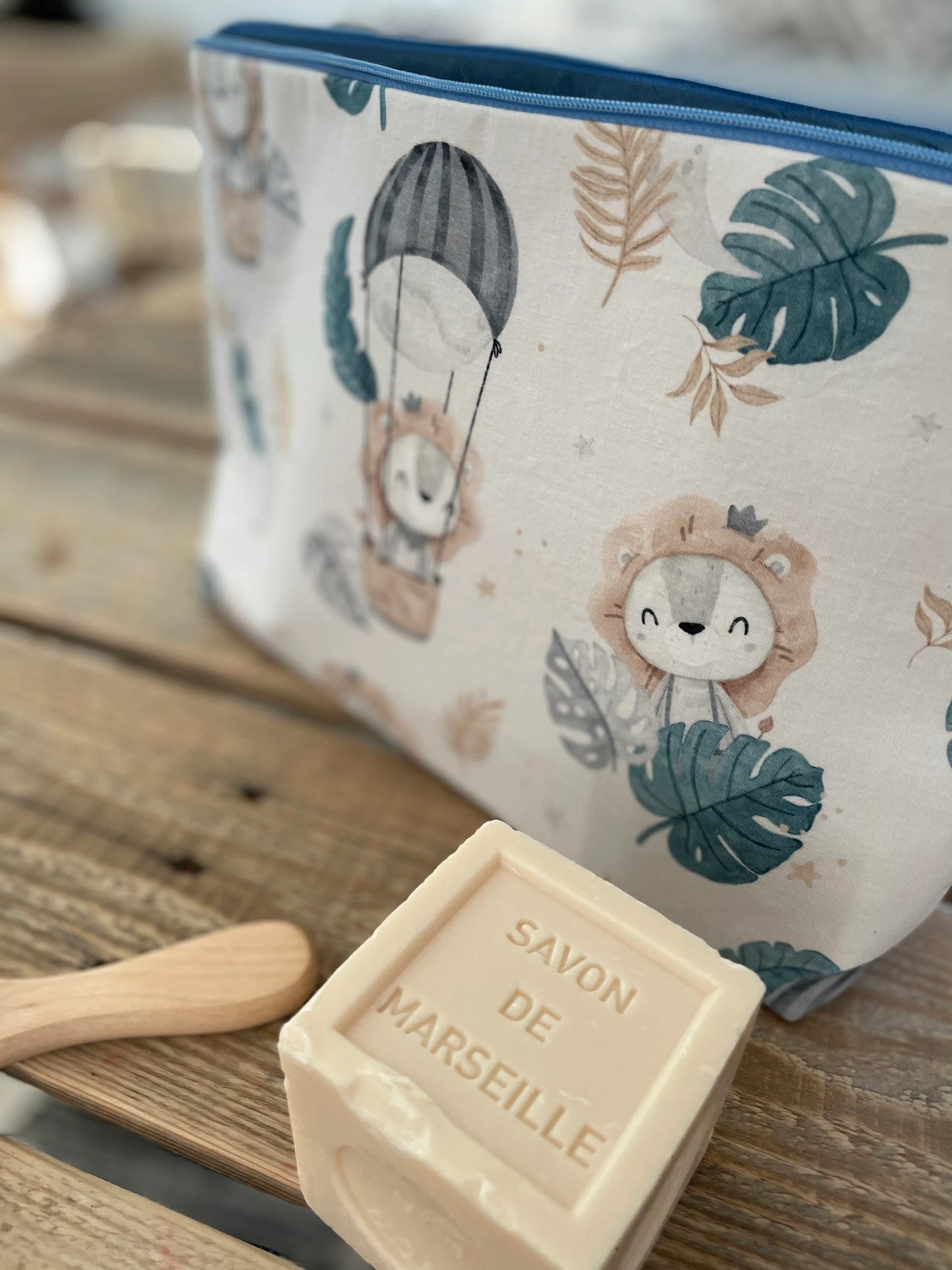 Trousse de toilette bébé – Collection Noé