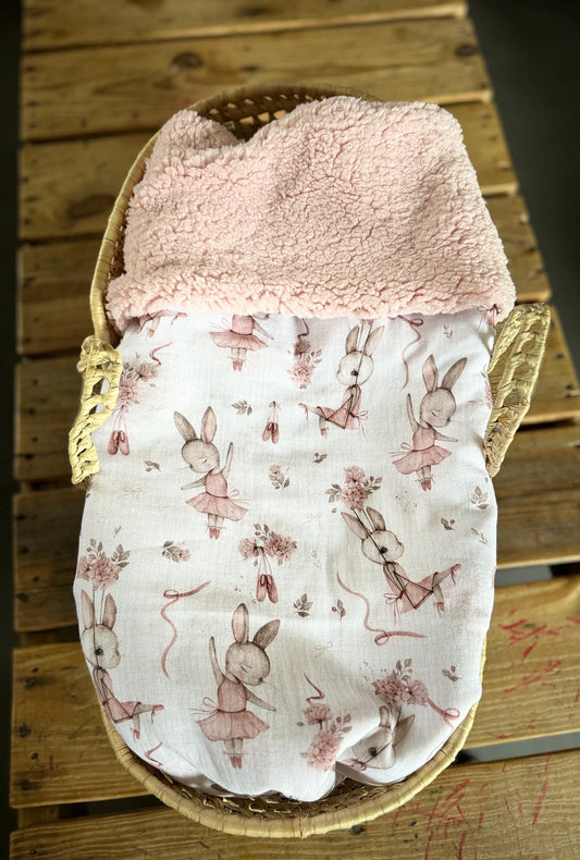 Couverture de naissance personnalisée – Collection Ésmée