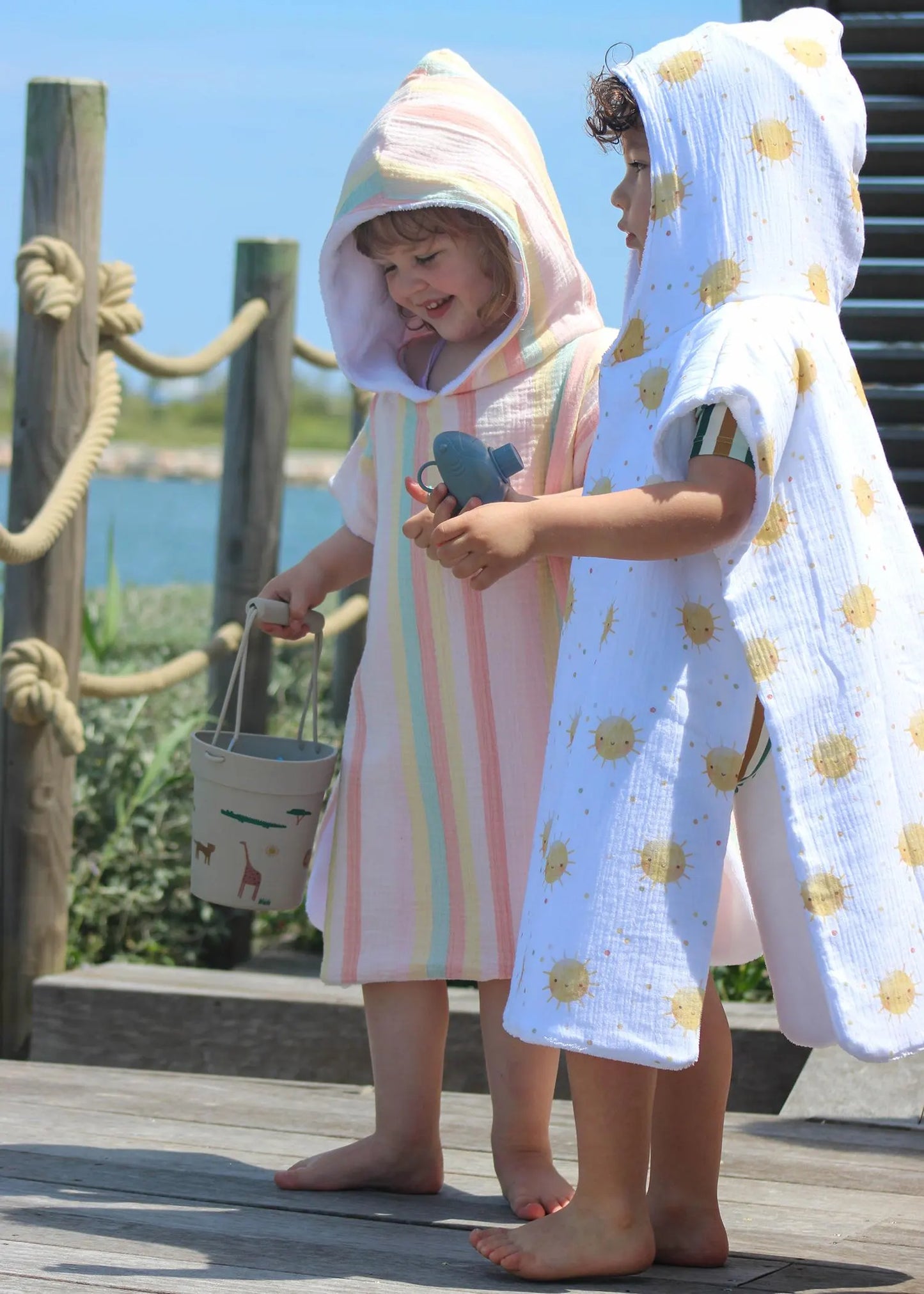 Poncho de plage et piscine pour bébé et enfant - Collection Noah