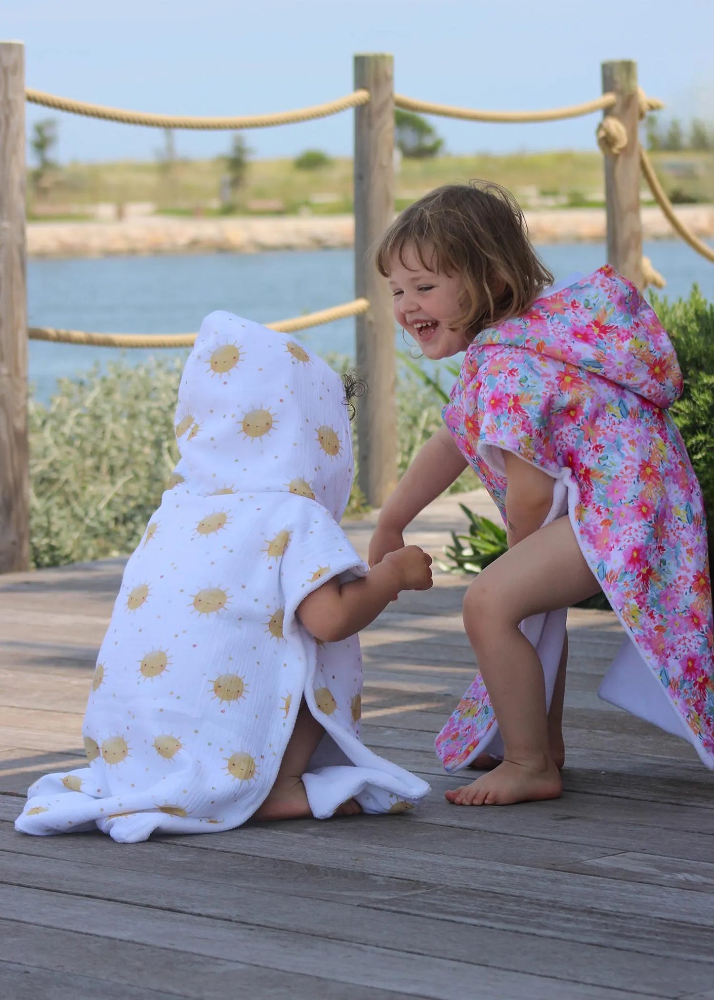 Poncho de plage et piscine pour bébé et enfant - Collection Noah