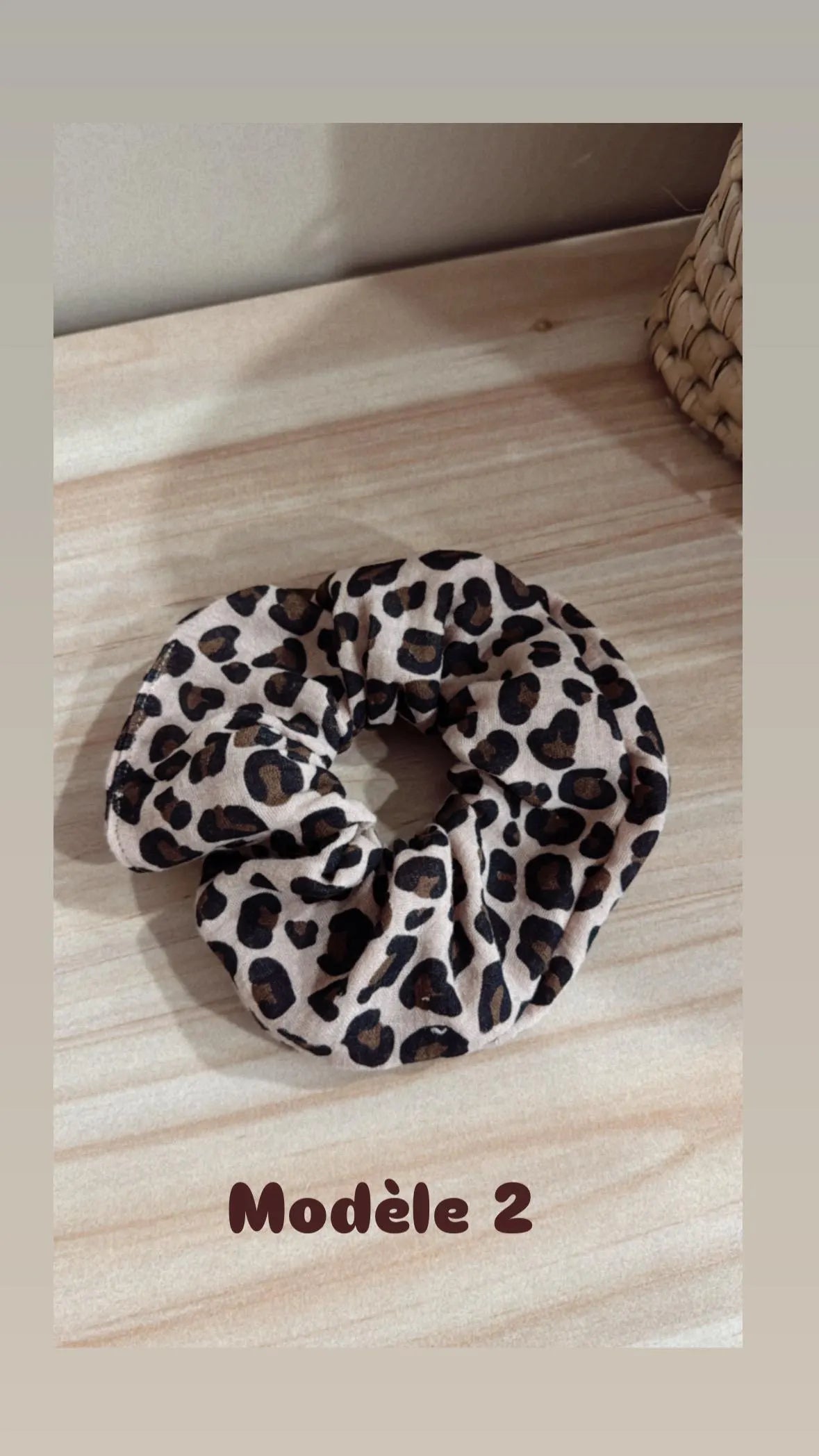 Scrunchie Léopard – L’accessoire tendance et intemporel