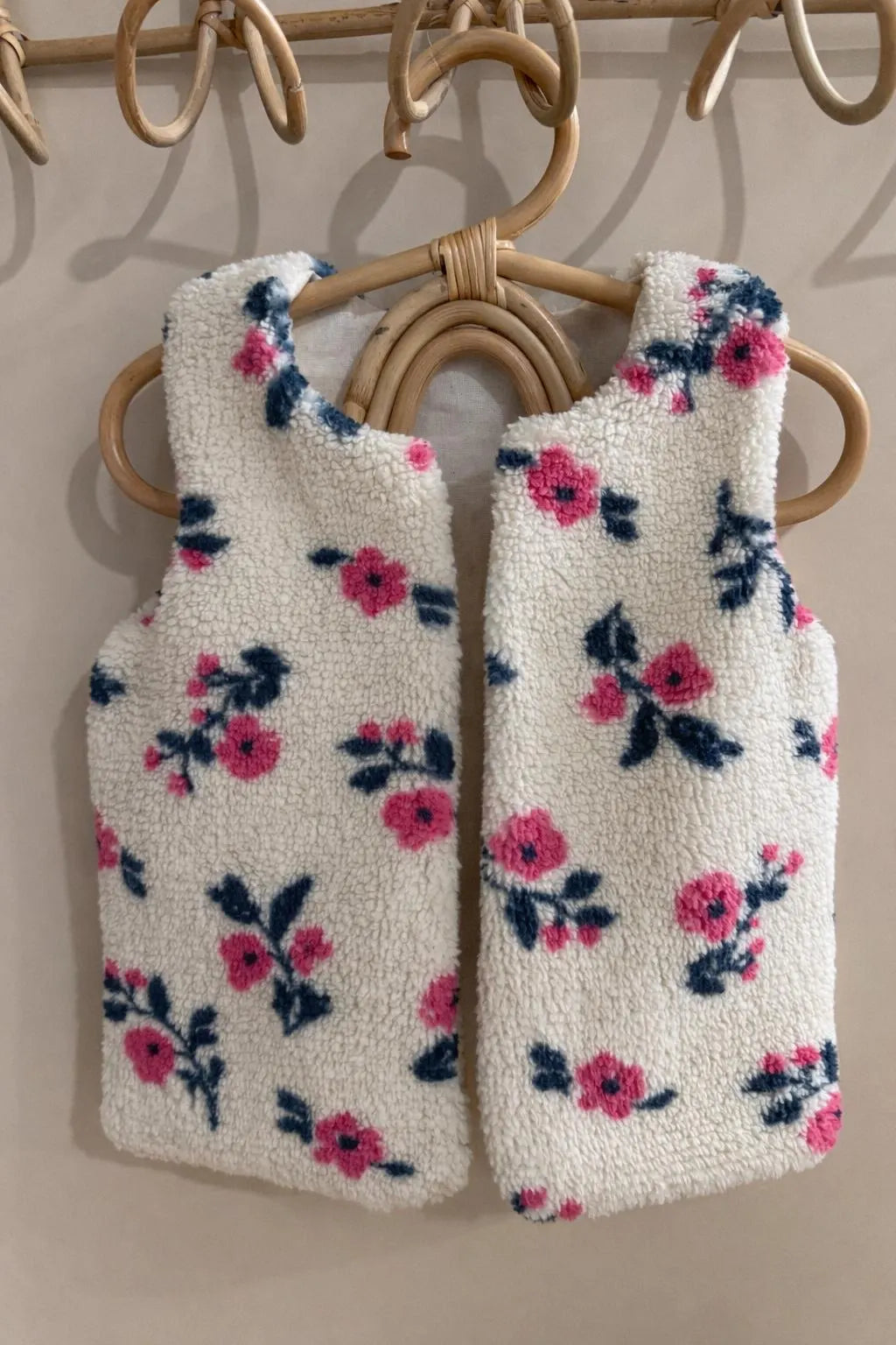Gilet de berger bébé et enfant - Roses