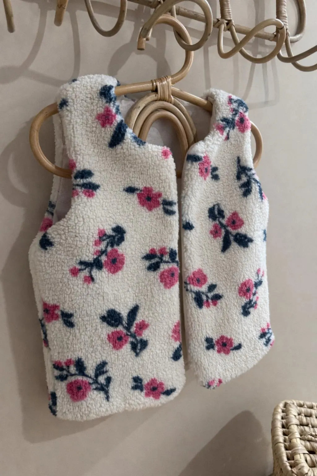 Gilet de berger bébé et enfant - Roses